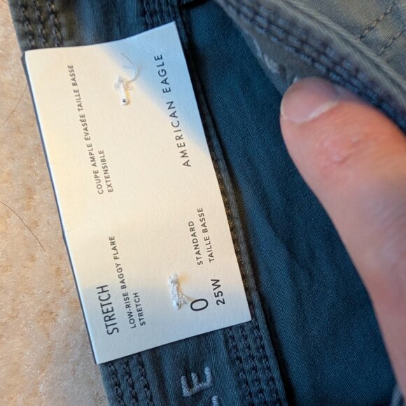 AE Low Rise Baggy Flare pant - BNWT Size 0 Regular - Picture 3 of 3